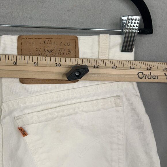 Vintage Levis Shorts Womens 9 White Denim 910 Raw Hem Orange Tab Cowgirl 90s - Picture 11 of 14